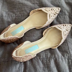 6.5 Betsey Johnson Lucy Shoes Flats Gem Jewel Blush Pink